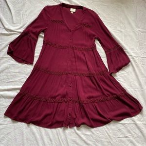 Knox Rose XS flowy knee length bohemian-style dress in burgundy color